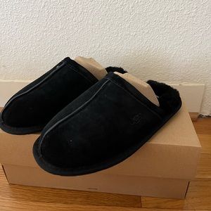 UGG Women Slippers